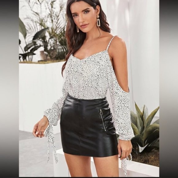 Dalmatian Print Cold Shoulder Blouse NEW - Picture 2 of 16